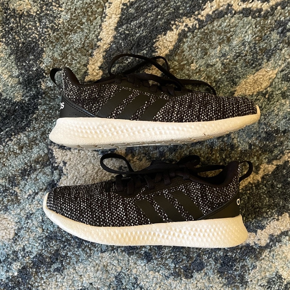 Girls Adidas shoes size 13